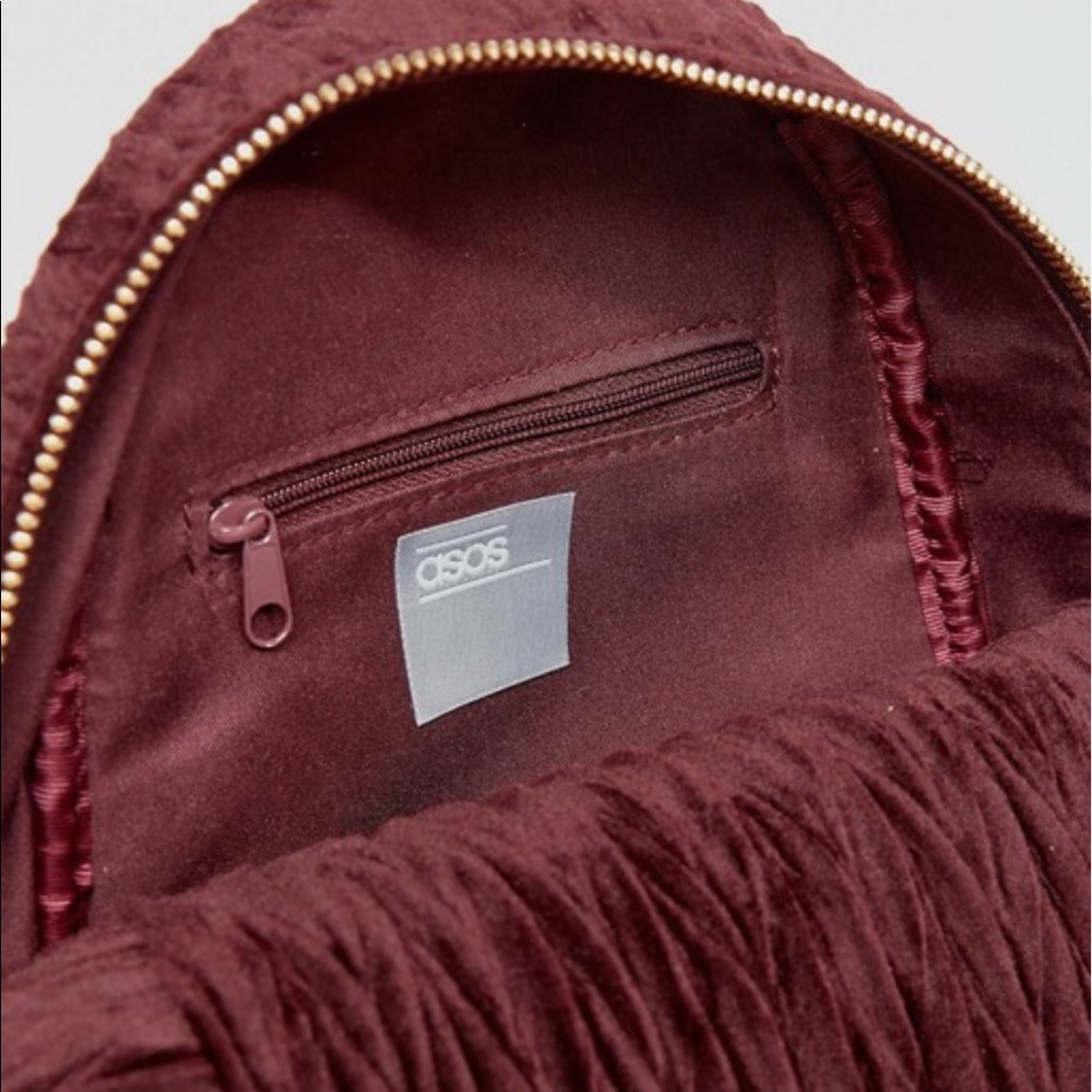 ❌SOLD❌ ASOS Mini Backpack - Picture 4 of 10